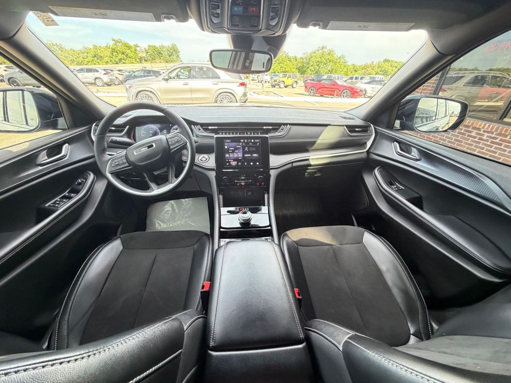 2023 Jeep Grand Cherokee Image 15