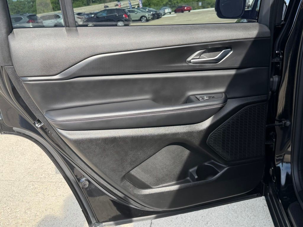 2023 Jeep Grand Cherokee Image 34