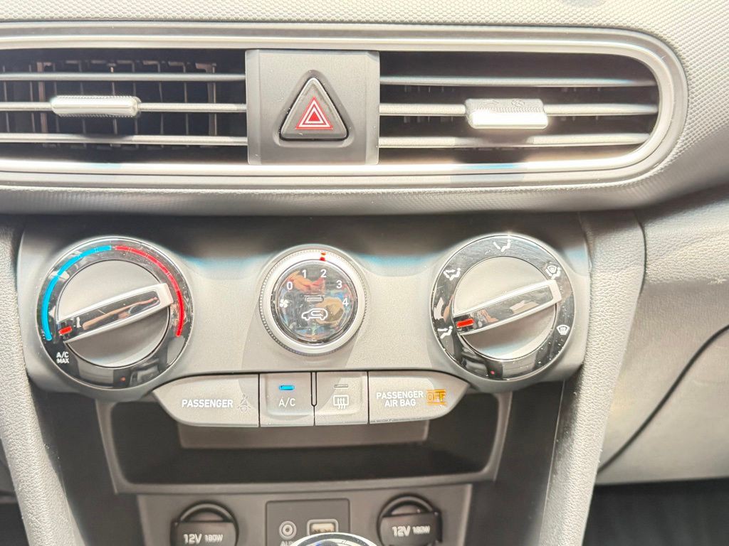 2018 Hyundai Kona Image 32