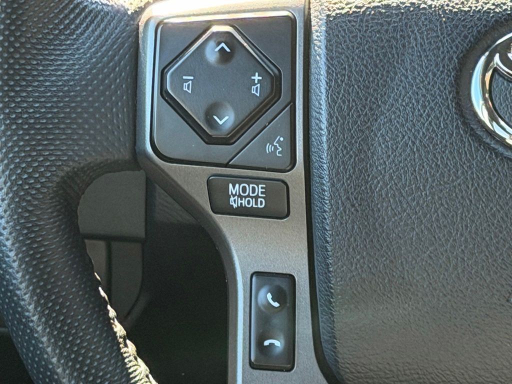 2023 Toyota Tacoma Image 18
