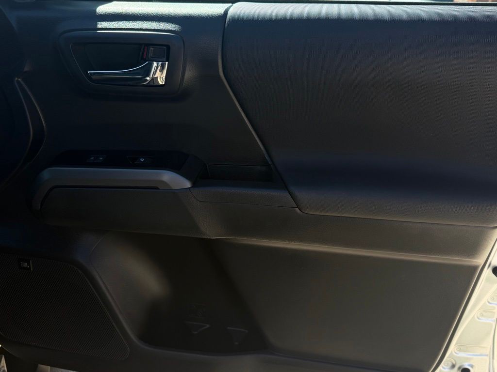 2023 Toyota Tacoma Image 65