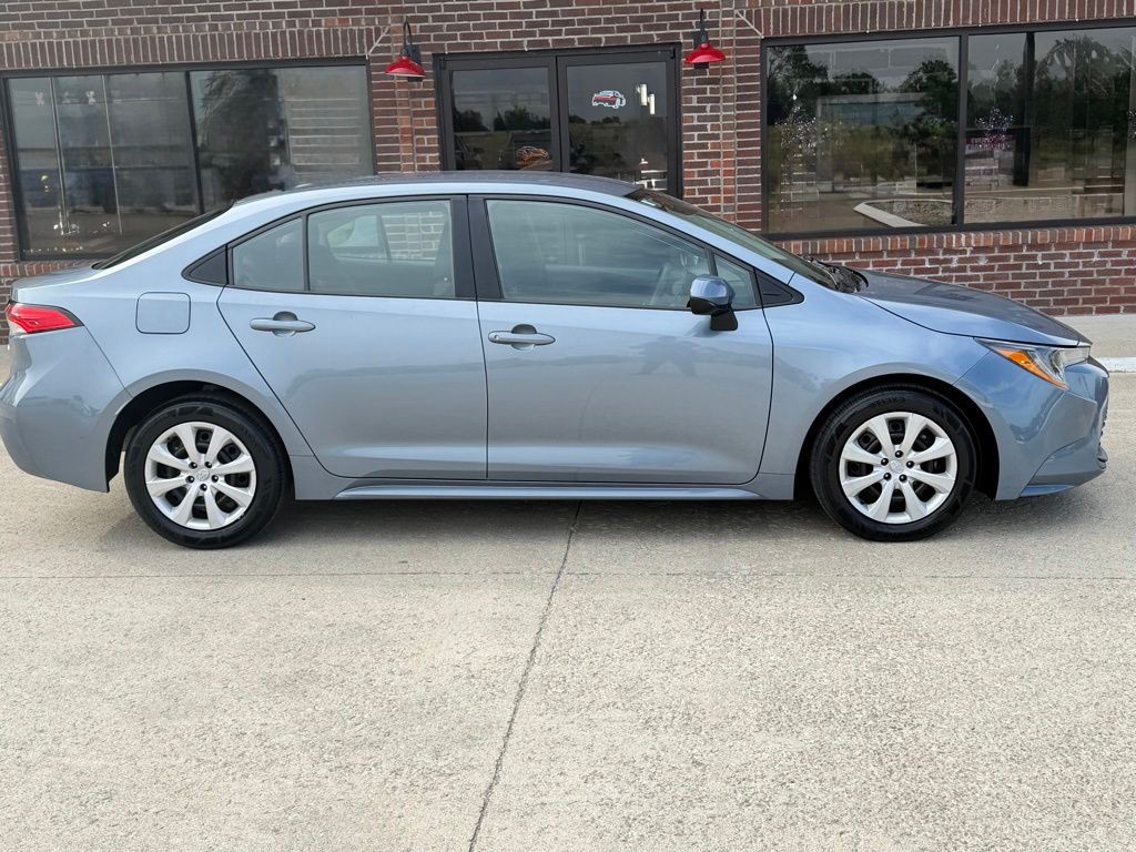 2023 Toyota Corolla Image 8