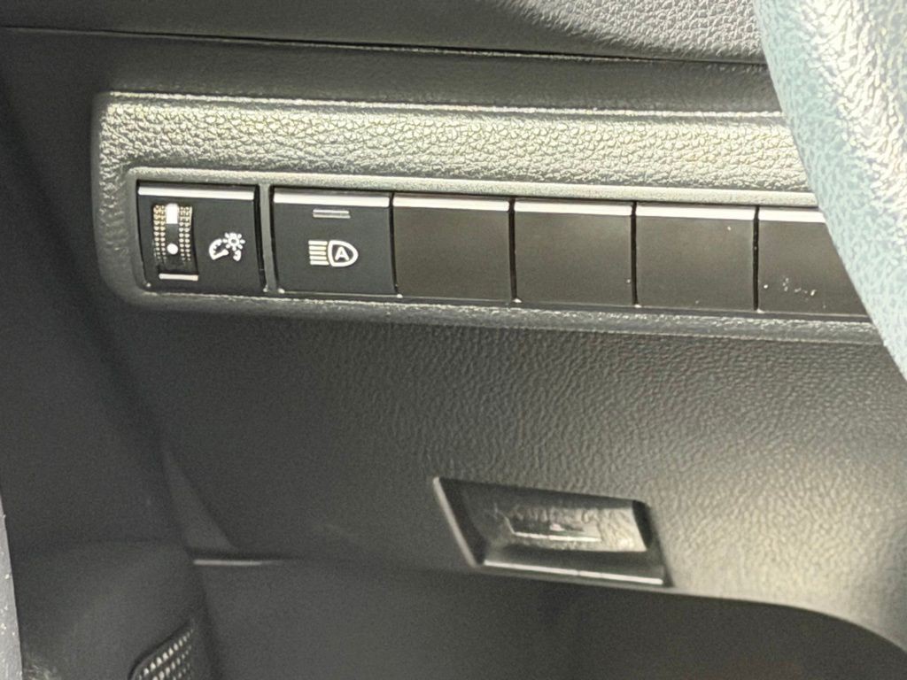 2023 Toyota Corolla Image 16