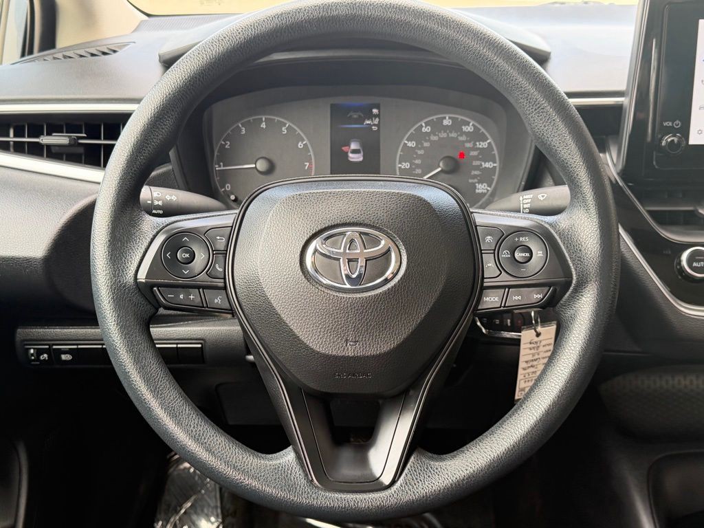 2023 Toyota Corolla Image 17