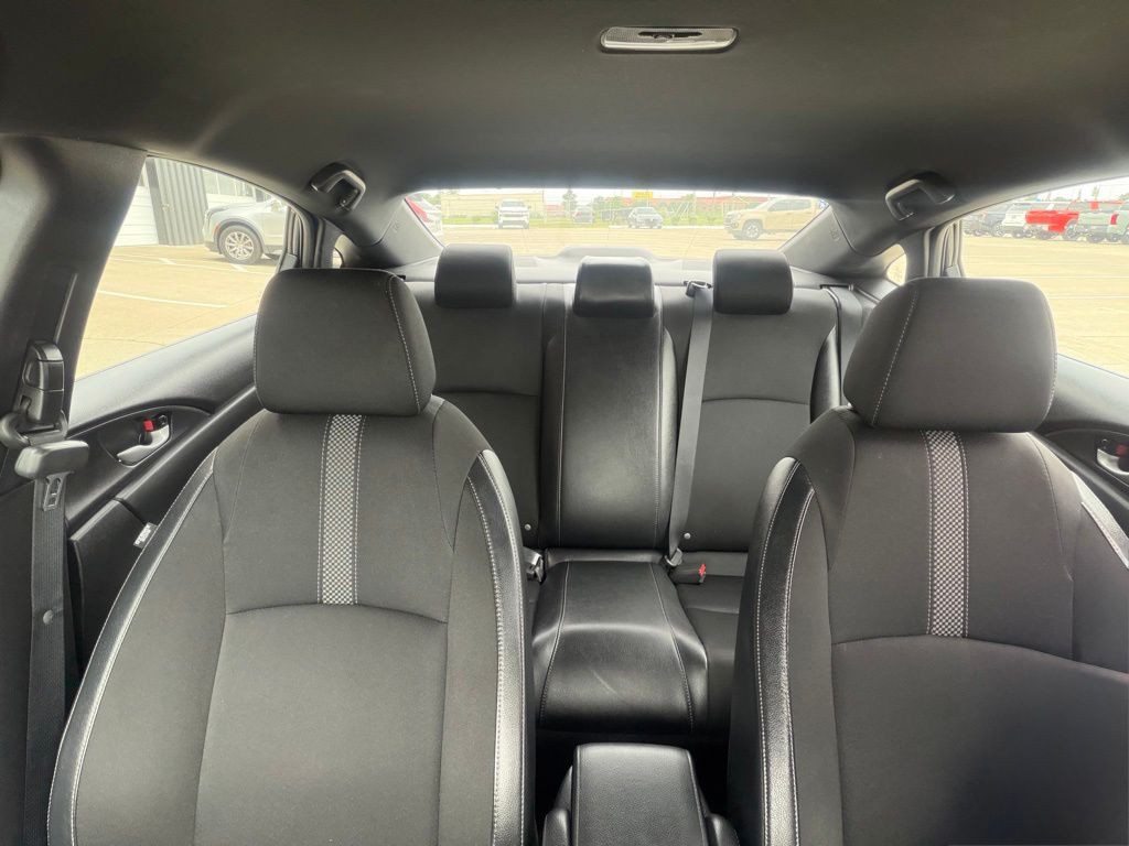 2019 Honda Civic Image 45