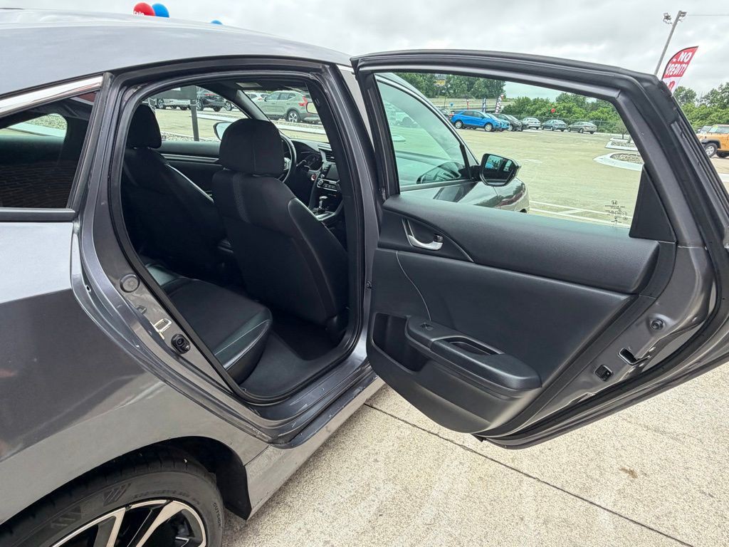 2019 Honda Civic Image 55