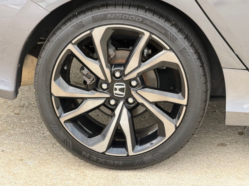 2019 Honda Civic Image 64