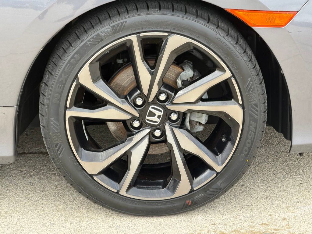 2019 Honda Civic Image 65