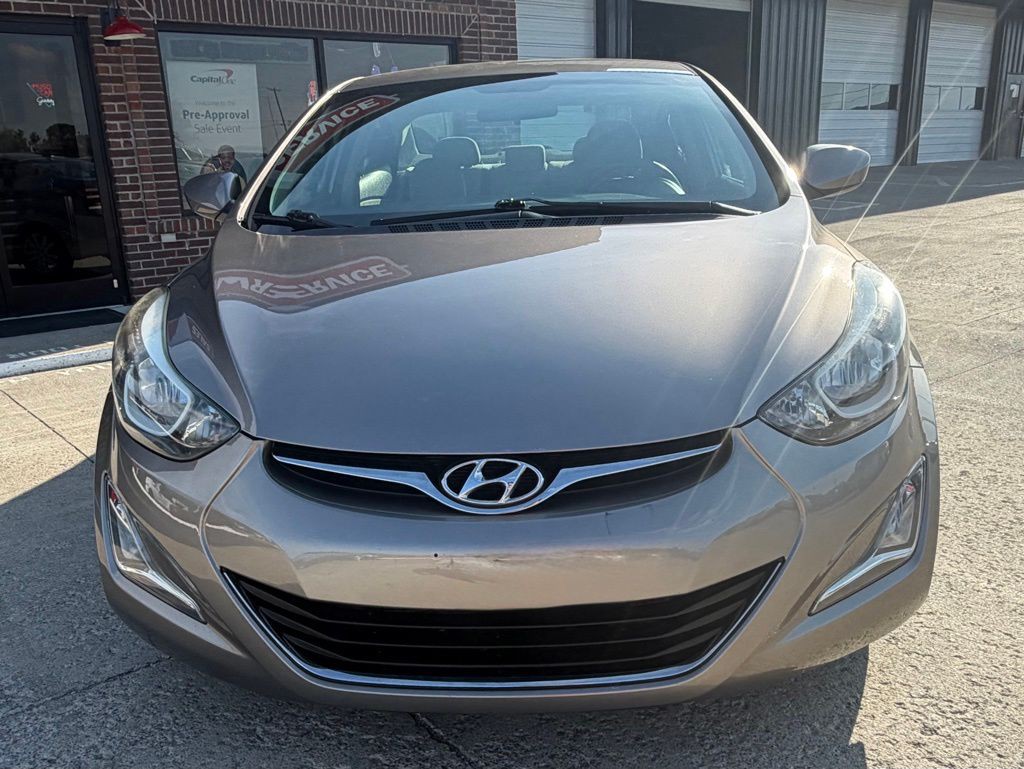 2016 Hyundai Elantra Image 4