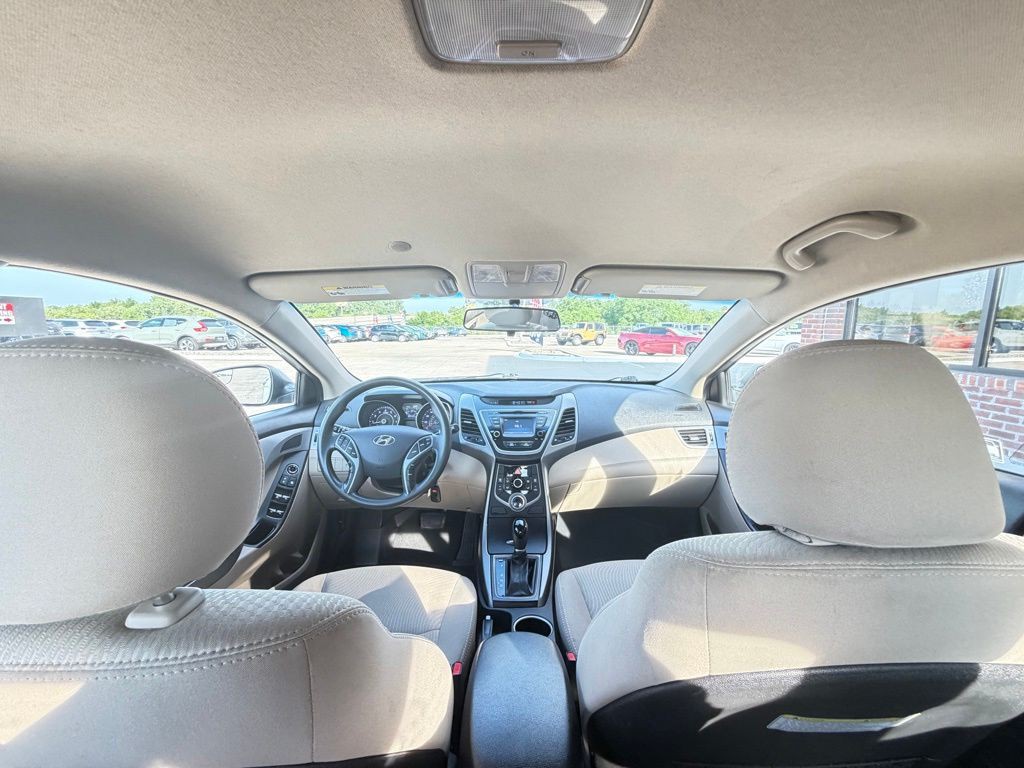 2016 Hyundai Elantra Image 44