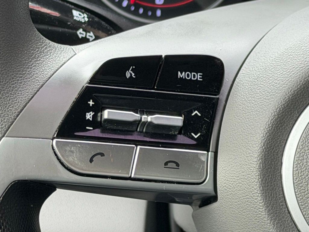 2023 Hyundai Elantra Image 20