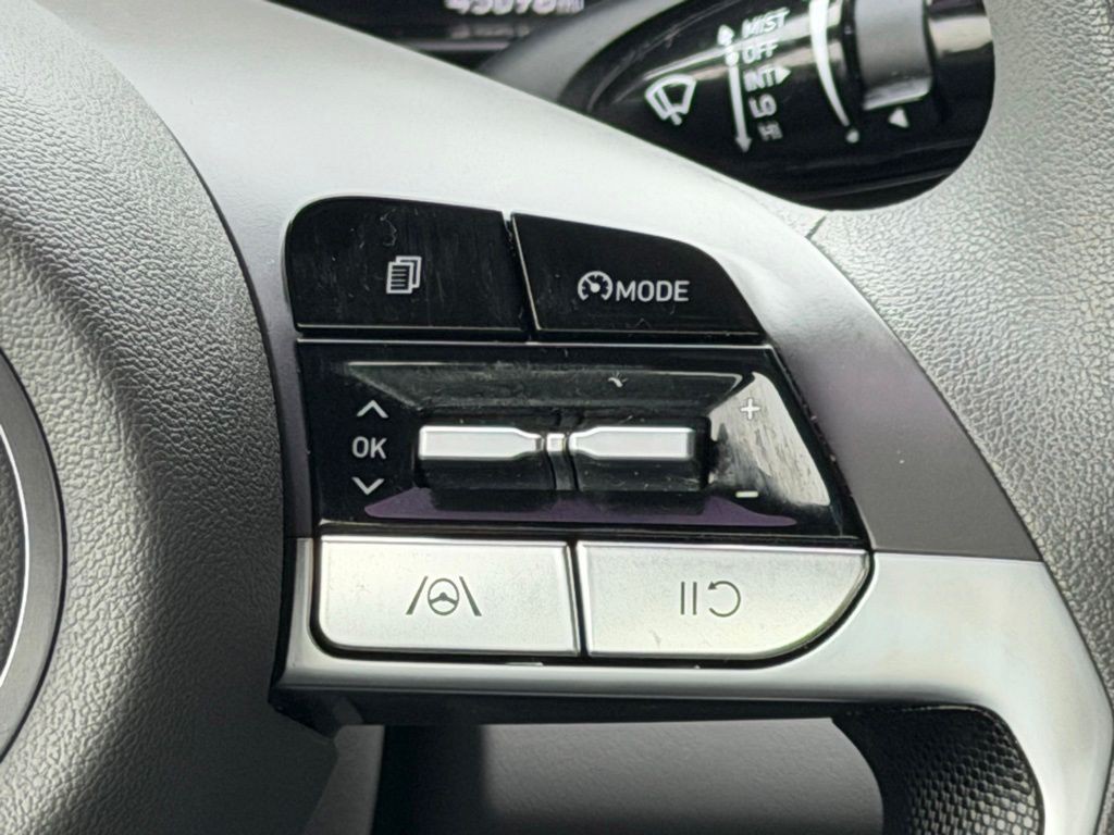 2023 Hyundai Elantra Image 21