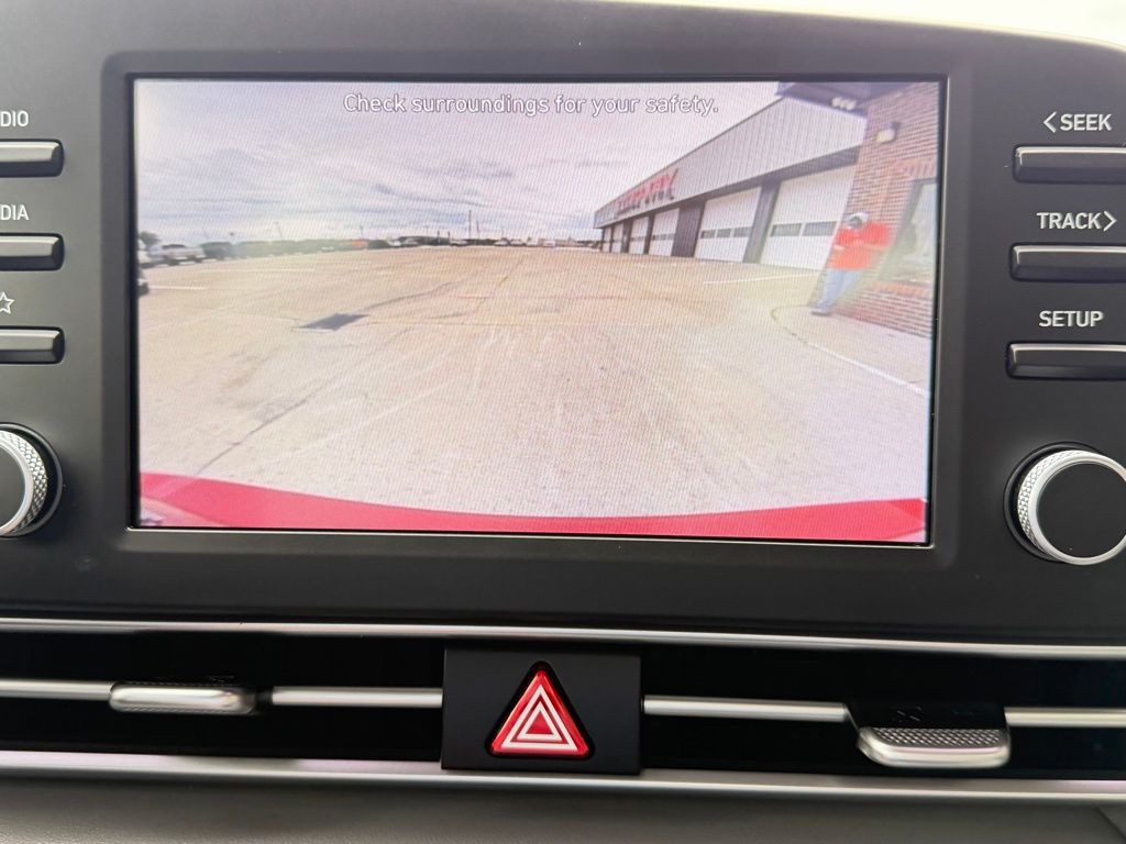 2023 Hyundai Elantra Image 30