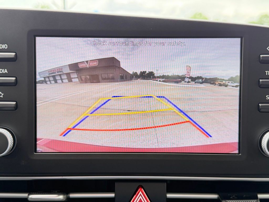 2023 Hyundai Elantra Image 31