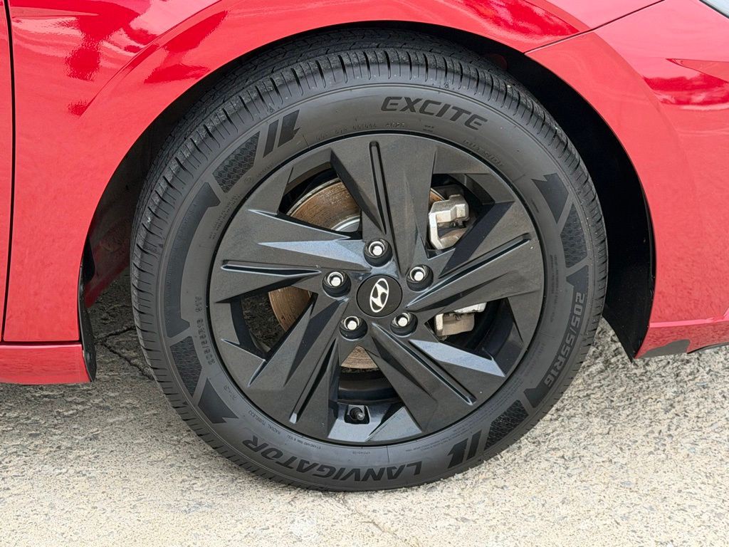 2023 Hyundai Elantra Image 62