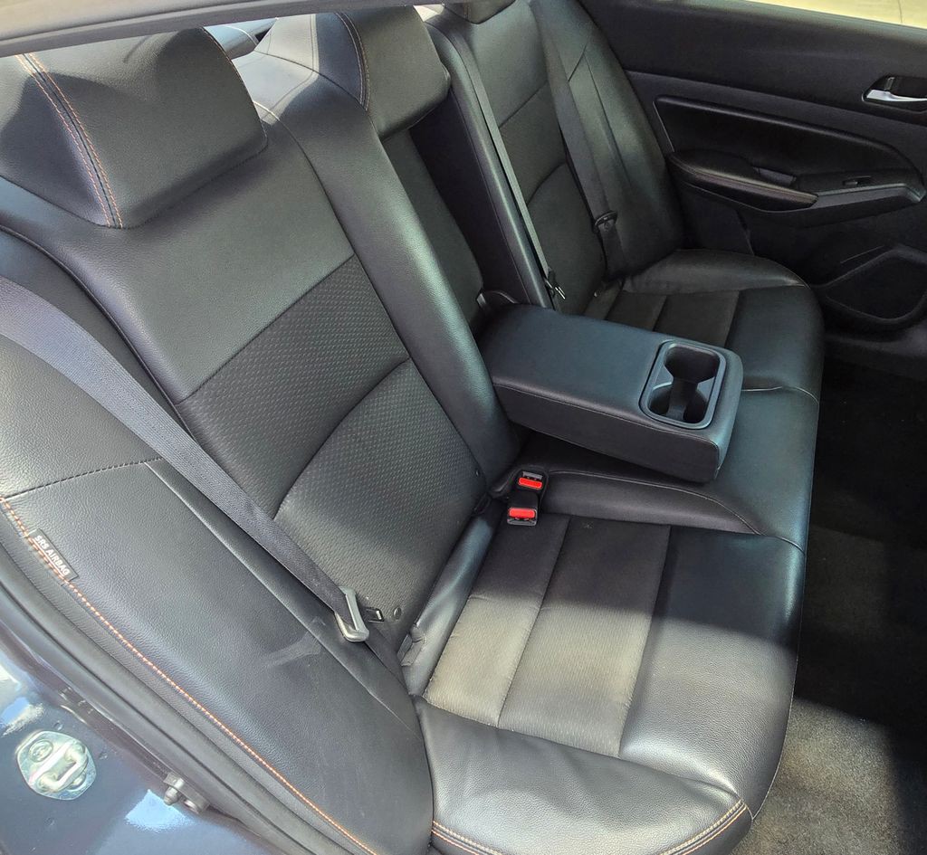 2022 Nissan Altima Image 40