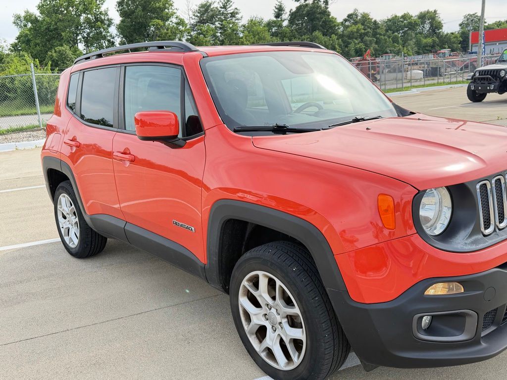 2017 Jeep Renegade Image 5