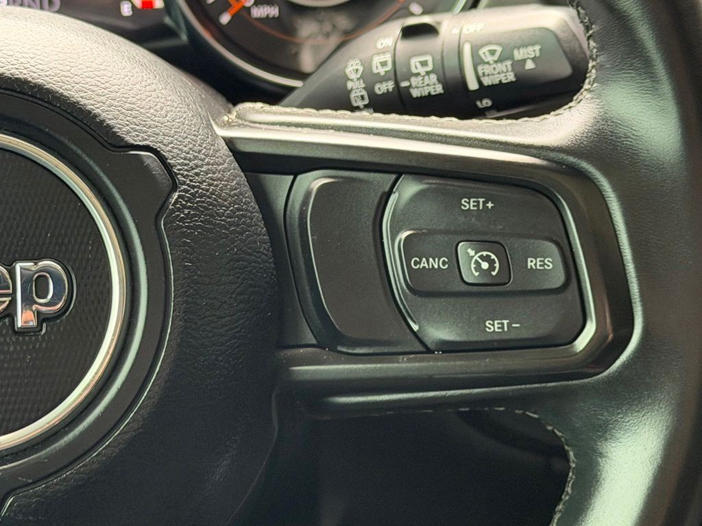 2022 Jeep Wrangler Image 21