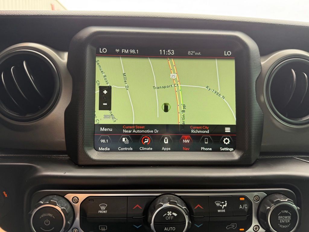 2022 Jeep Wrangler Image 30