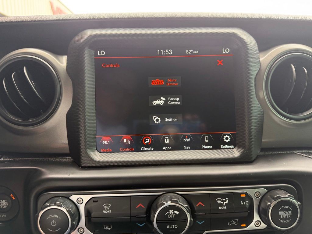 2022 Jeep Wrangler Image 32