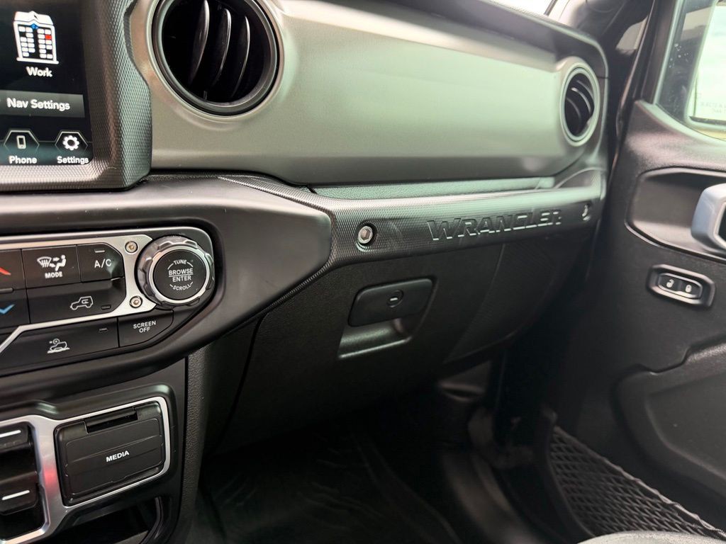 2022 Jeep Wrangler Image 41