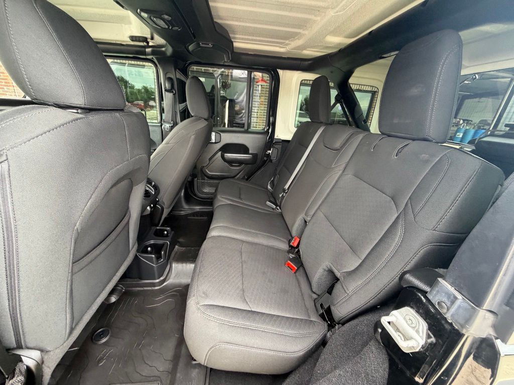 2022 Jeep Wrangler Image 44