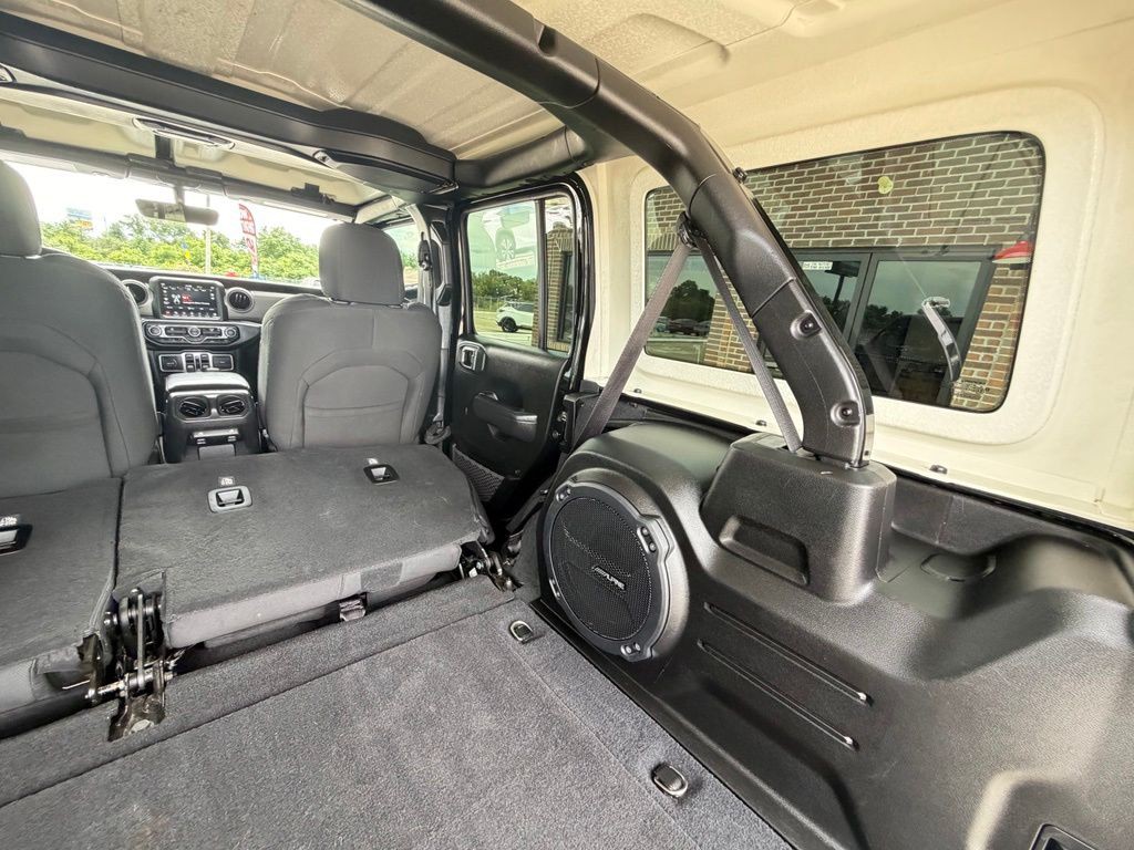 2022 Jeep Wrangler Image 57