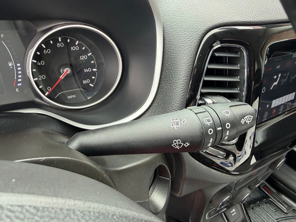 2021 Jeep Compass Image 23