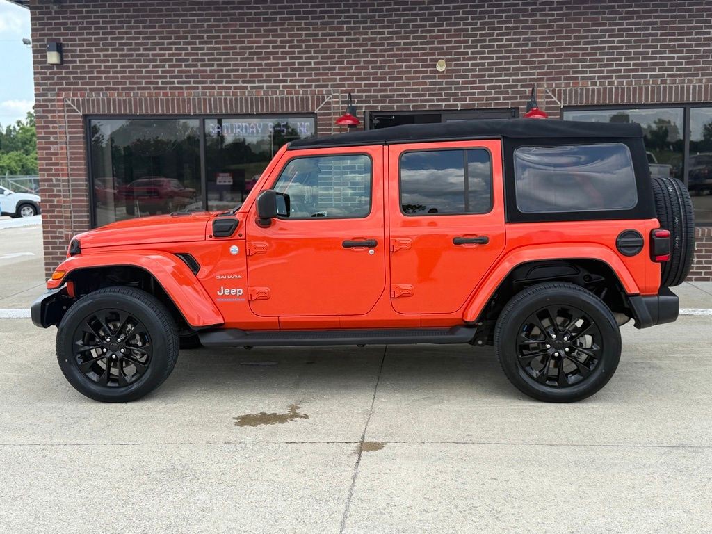 2023 Jeep Wrangler Image 9