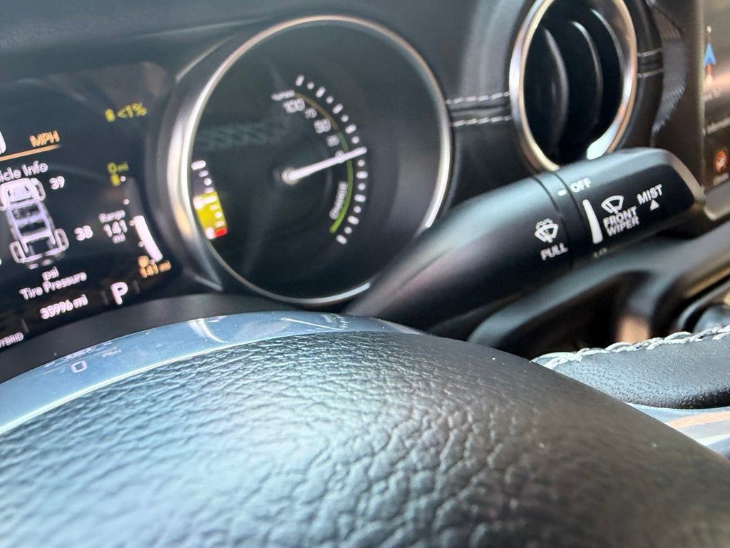 2023 Jeep Wrangler Image 24