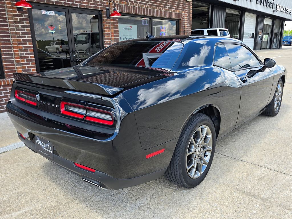 2017 Dodge Challenger Image 7