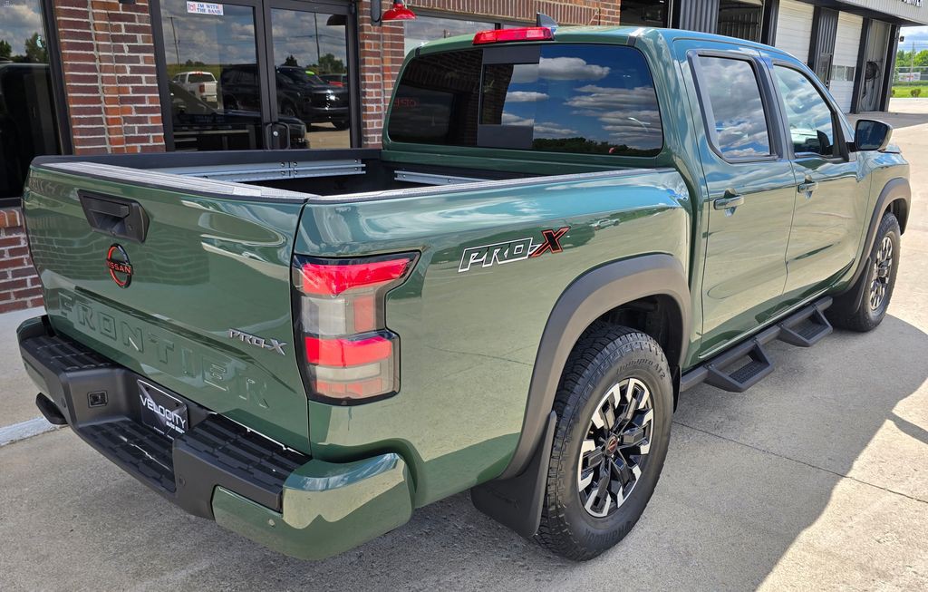 2023 Nissan Frontier Image 11