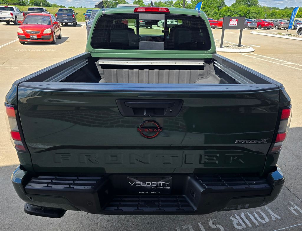 2023 Nissan Frontier Image 12