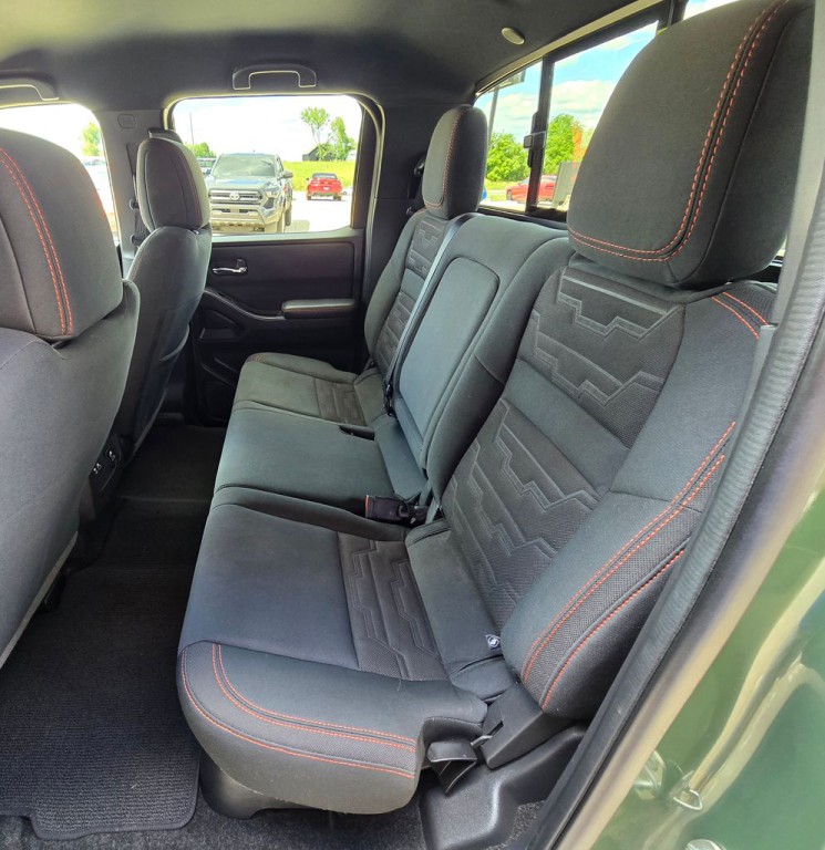 2023 Nissan Frontier Image 34