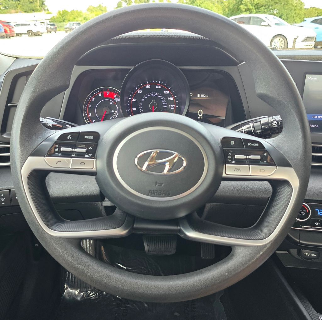 2023 Hyundai Elantra Image 20