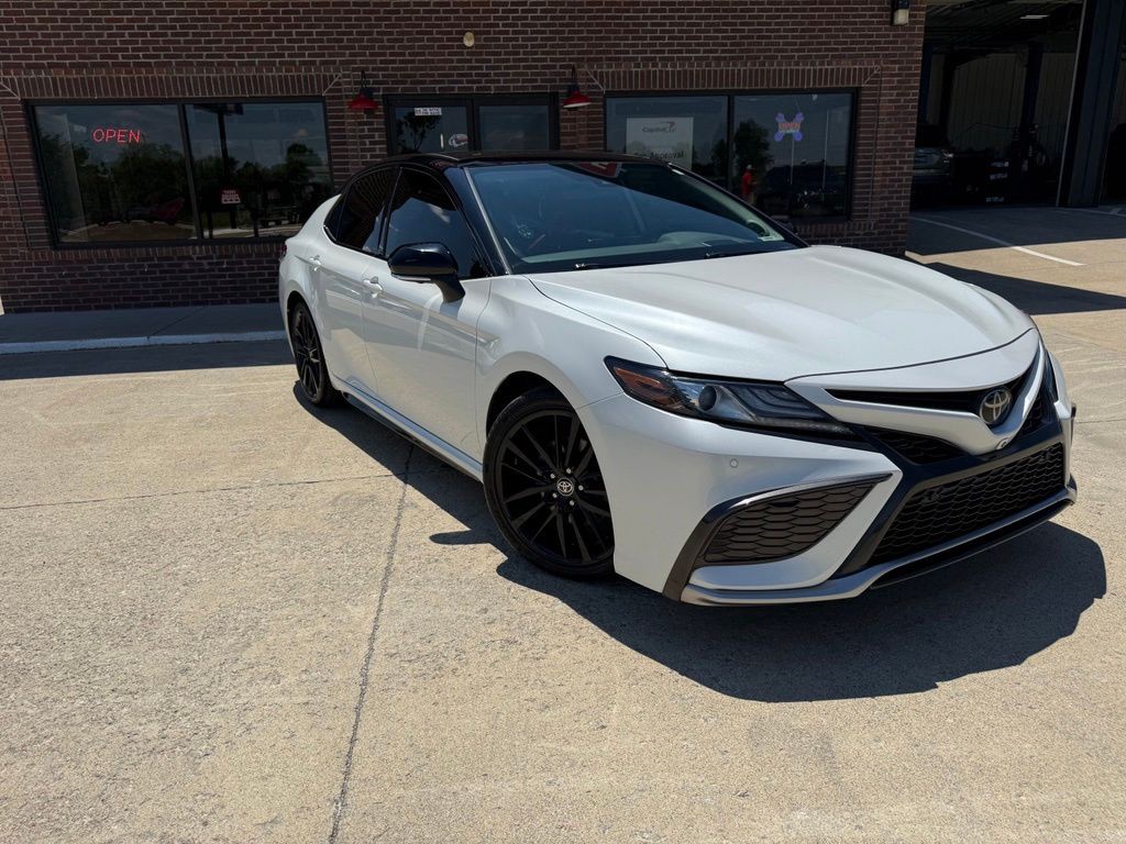 2022 Toyota Camry Image 4