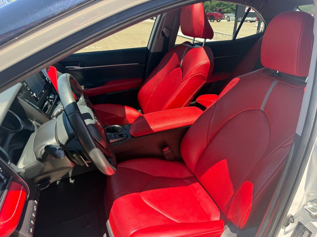 2022 Toyota Camry Image 11