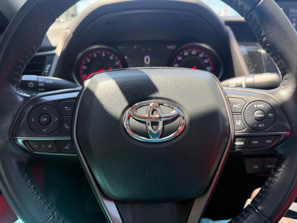 2022 Toyota Camry Image 25