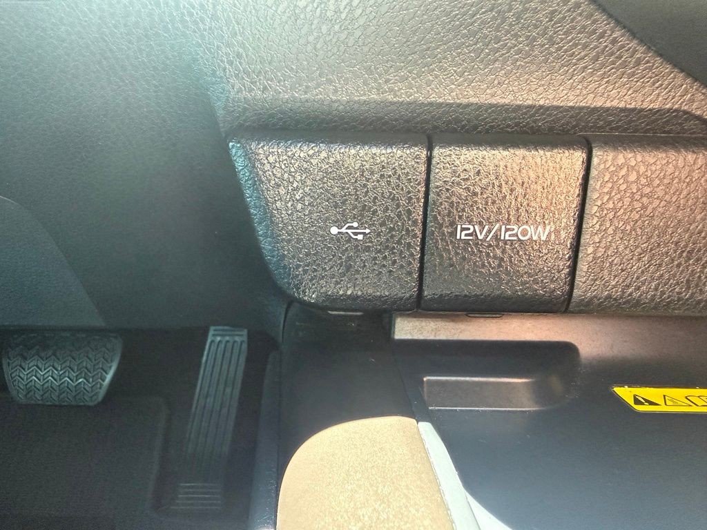 2022 Toyota Camry Image 28