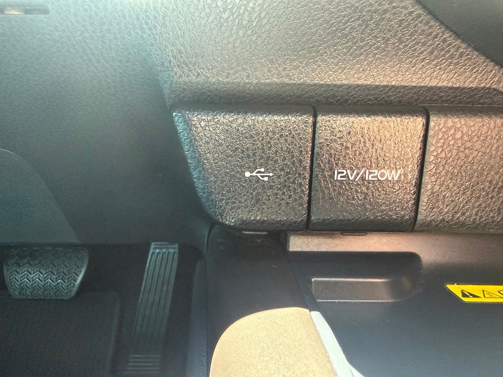 2022 Toyota Camry Image 29
