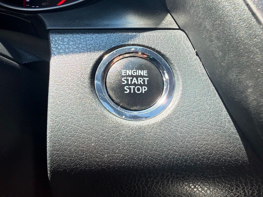 2022 Toyota Camry Image 30