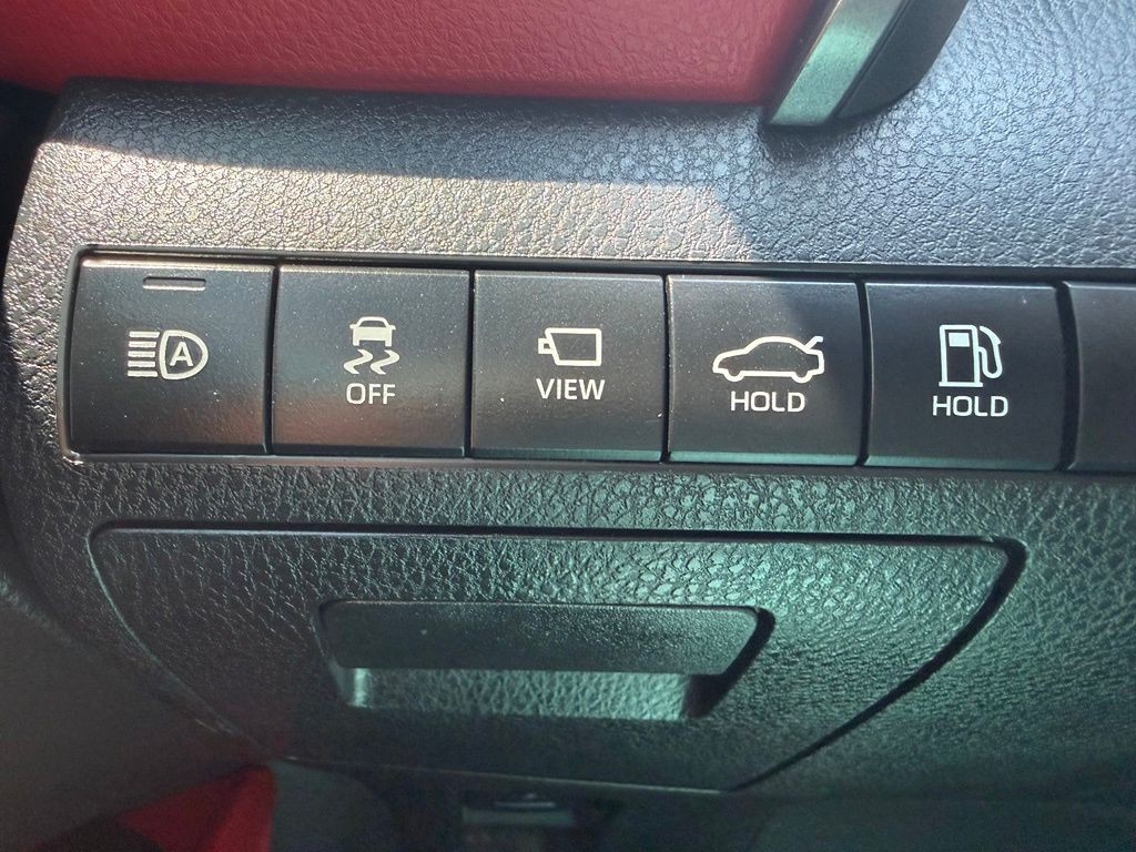 2022 Toyota Camry Image 31