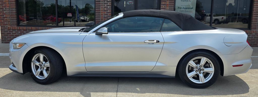 2016 Ford Mustang Image 4