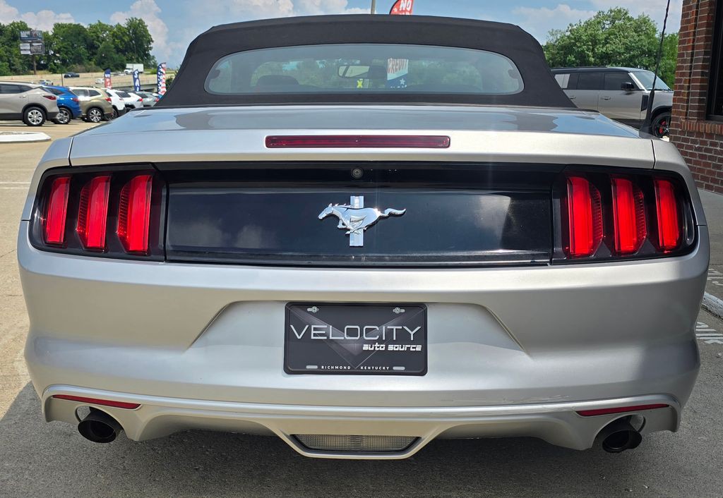 2016 Ford Mustang Image 8