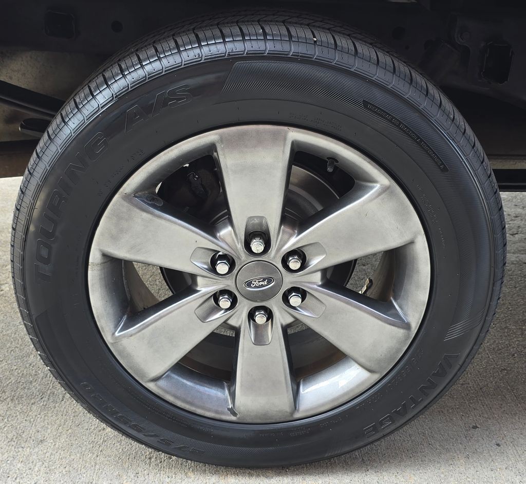 2013 Ford F-150 Image 16