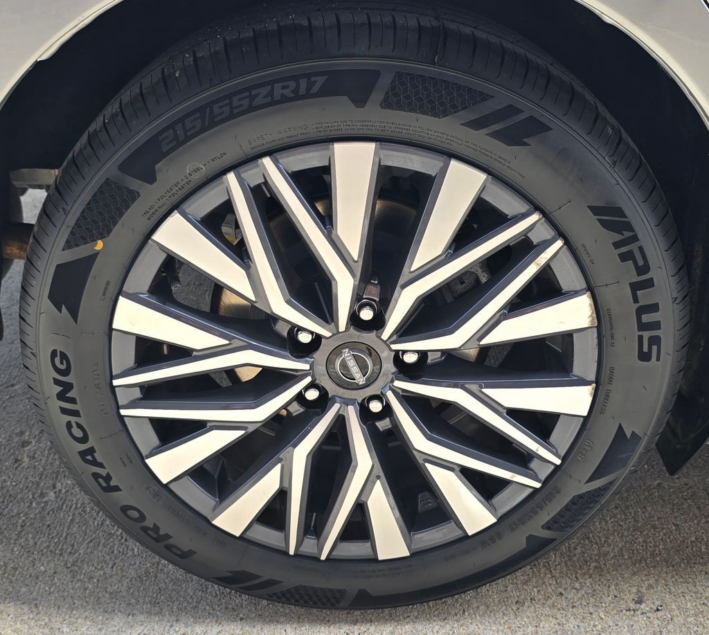 2023 Nissan Altima Image 12