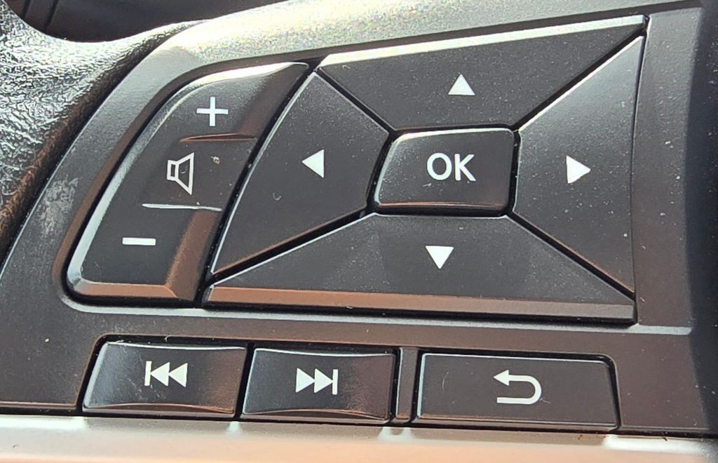 2023 Nissan Altima Image 21