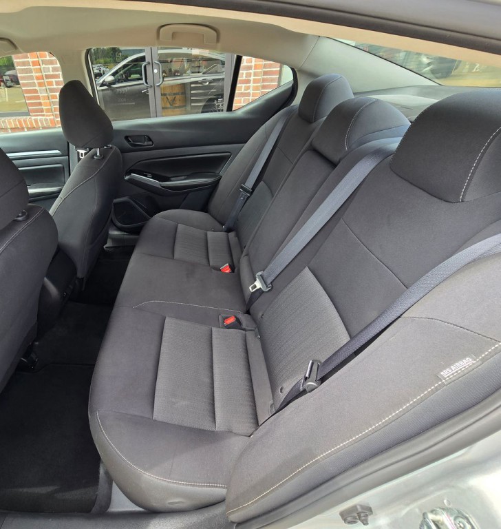 2023 Nissan Altima Image 28