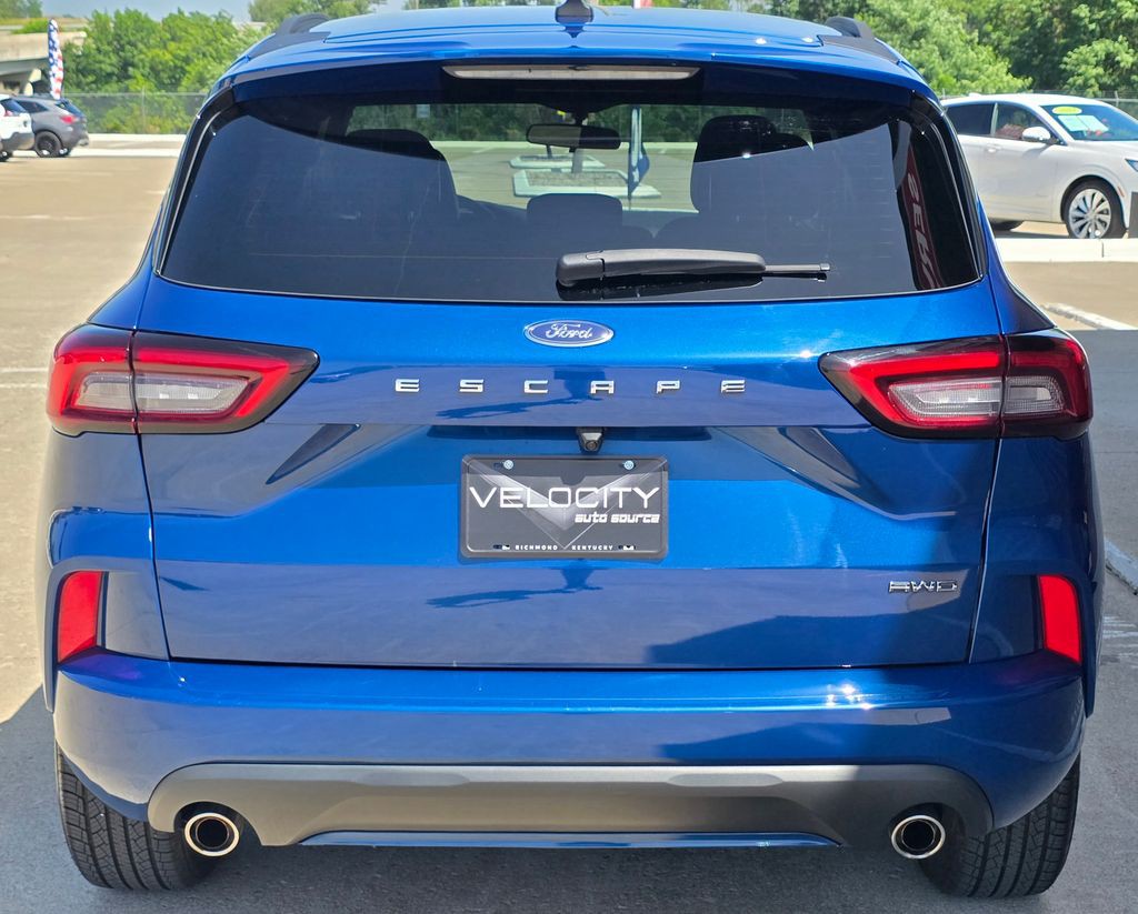 2023 Ford Escape Image 8