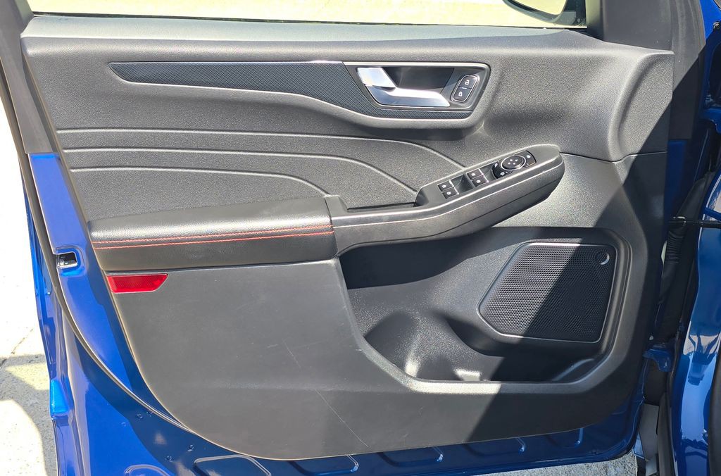 2023 Ford Escape Image 16